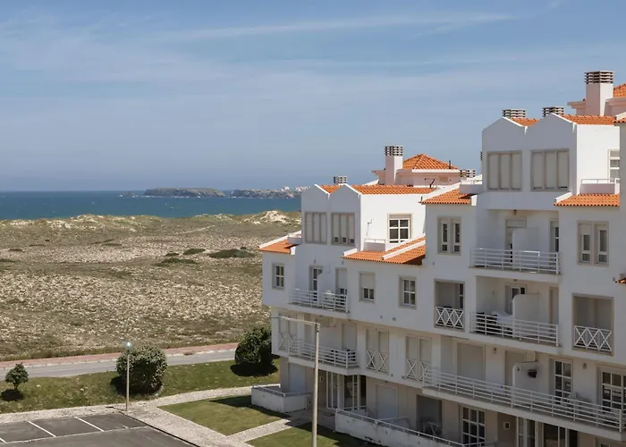 Baleal Beachfront Duplex *